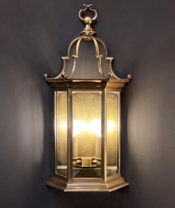 British lux wall lamp