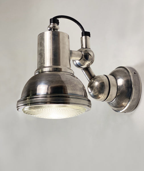 Brooklyn Wall Light